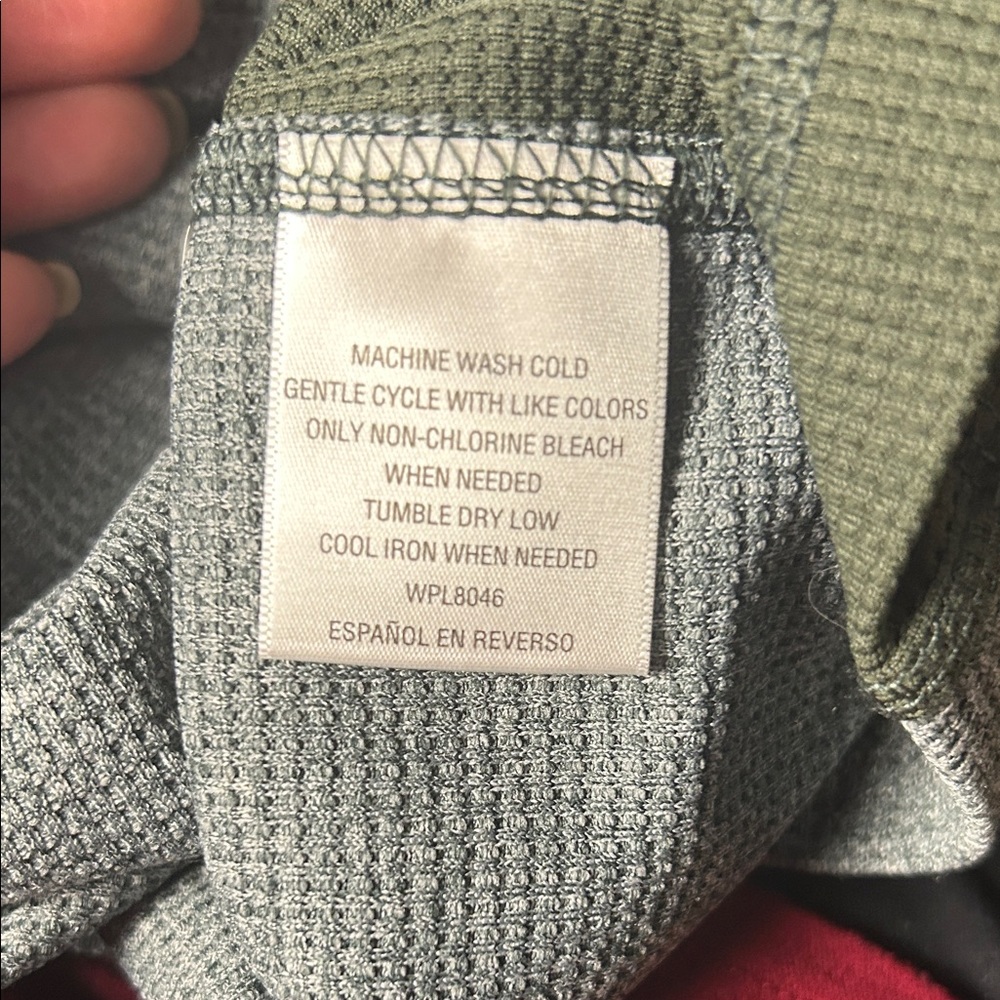 New Greg Norman for Tasso Elba‎ Gray/green Long Sleeve Shirt with Green Accents. - Picture 7 of 11